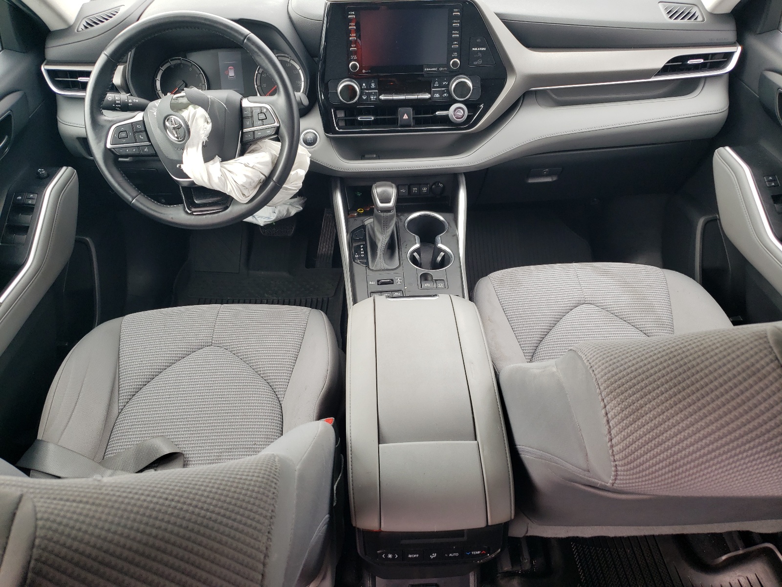 5TDBZRBH7MS532421 2021 Toyota Highlander L