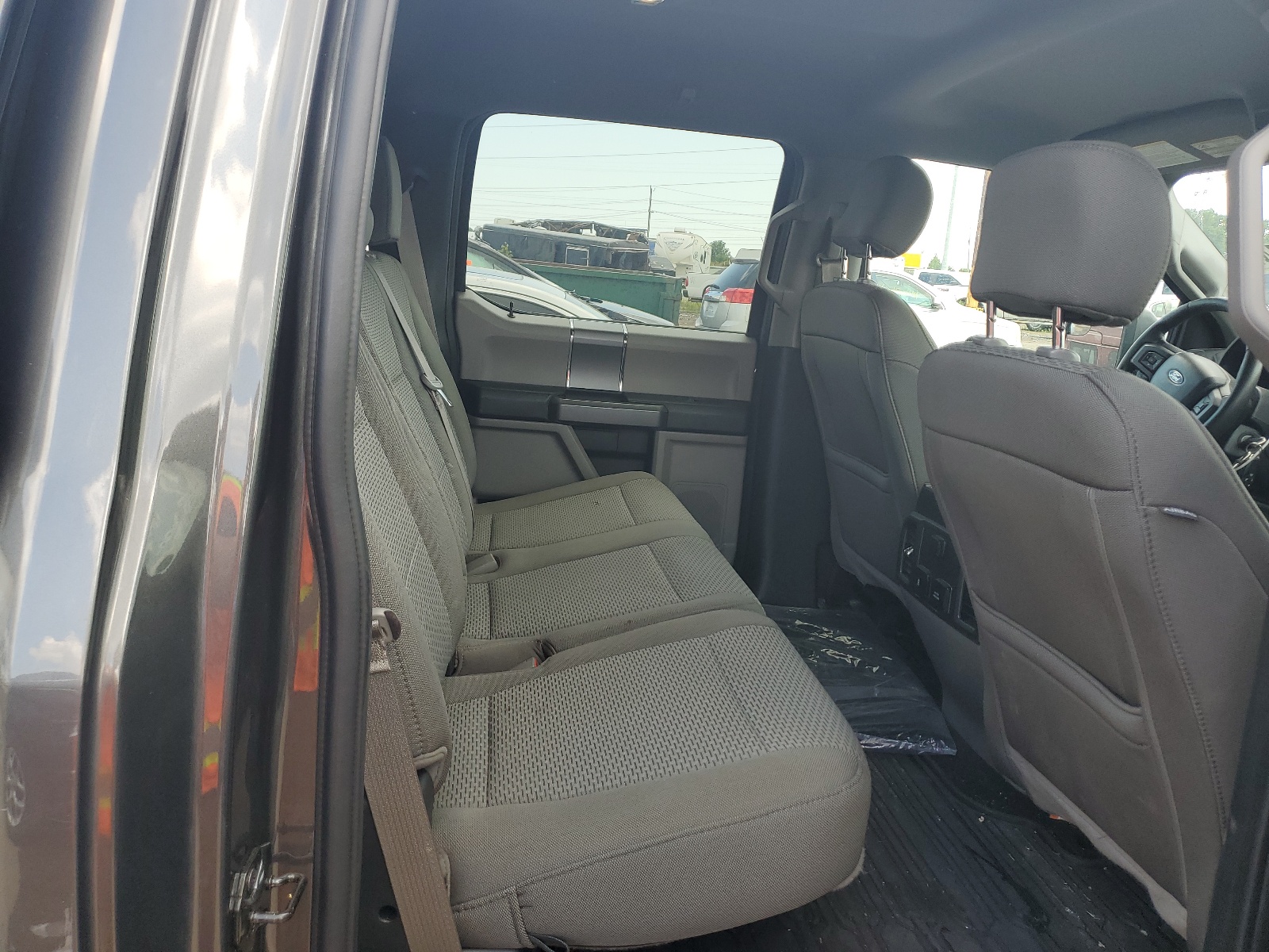 1FTEW1E51KFB27676 2019 Ford F150 Supercrew