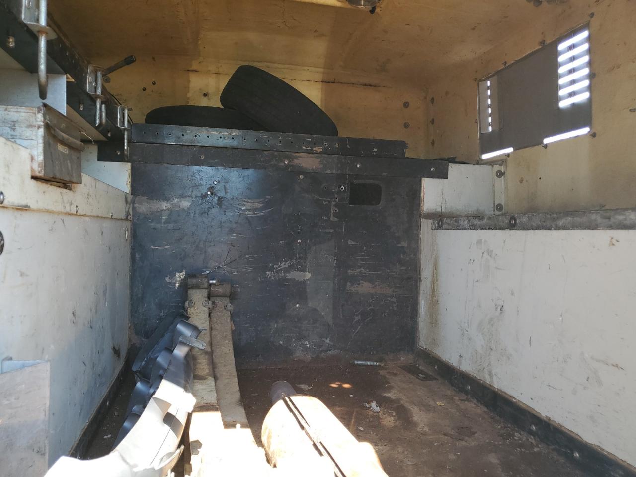 1999 Ford F350 Super Duty VIN: 1FDWF36L8XEC60005 Lot: 61744414