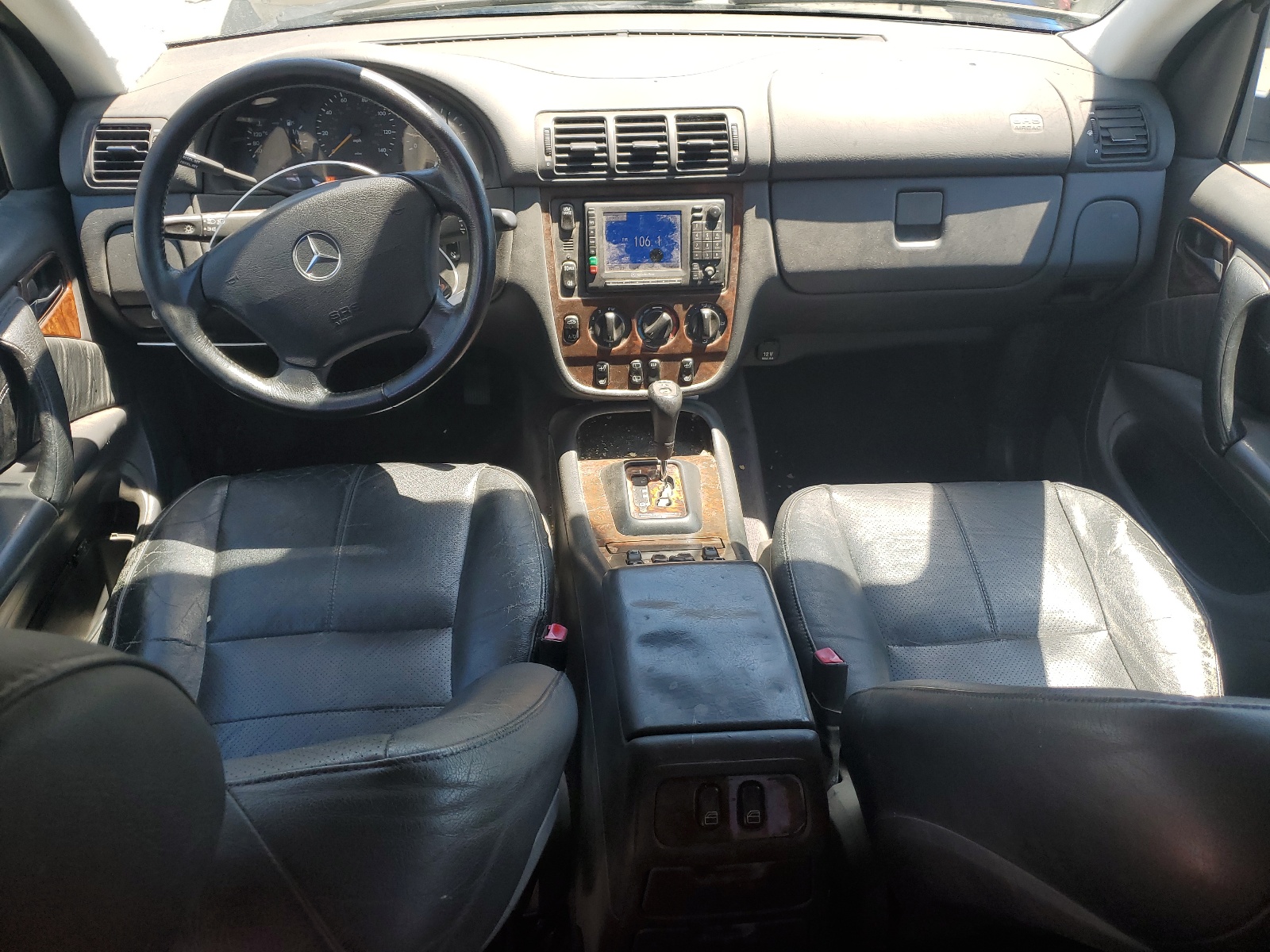 4JGAB54E1YA179765 2000 Mercedes-Benz Ml 320