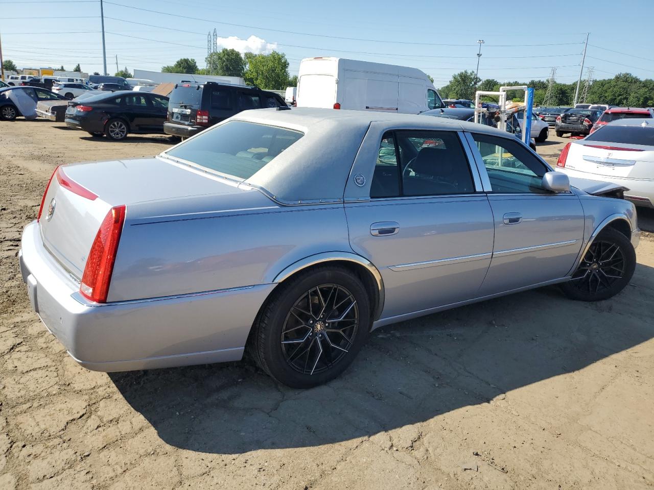 2006 Cadillac Dts VIN: 1G6KD57Y66U137518 Lot: 60729024