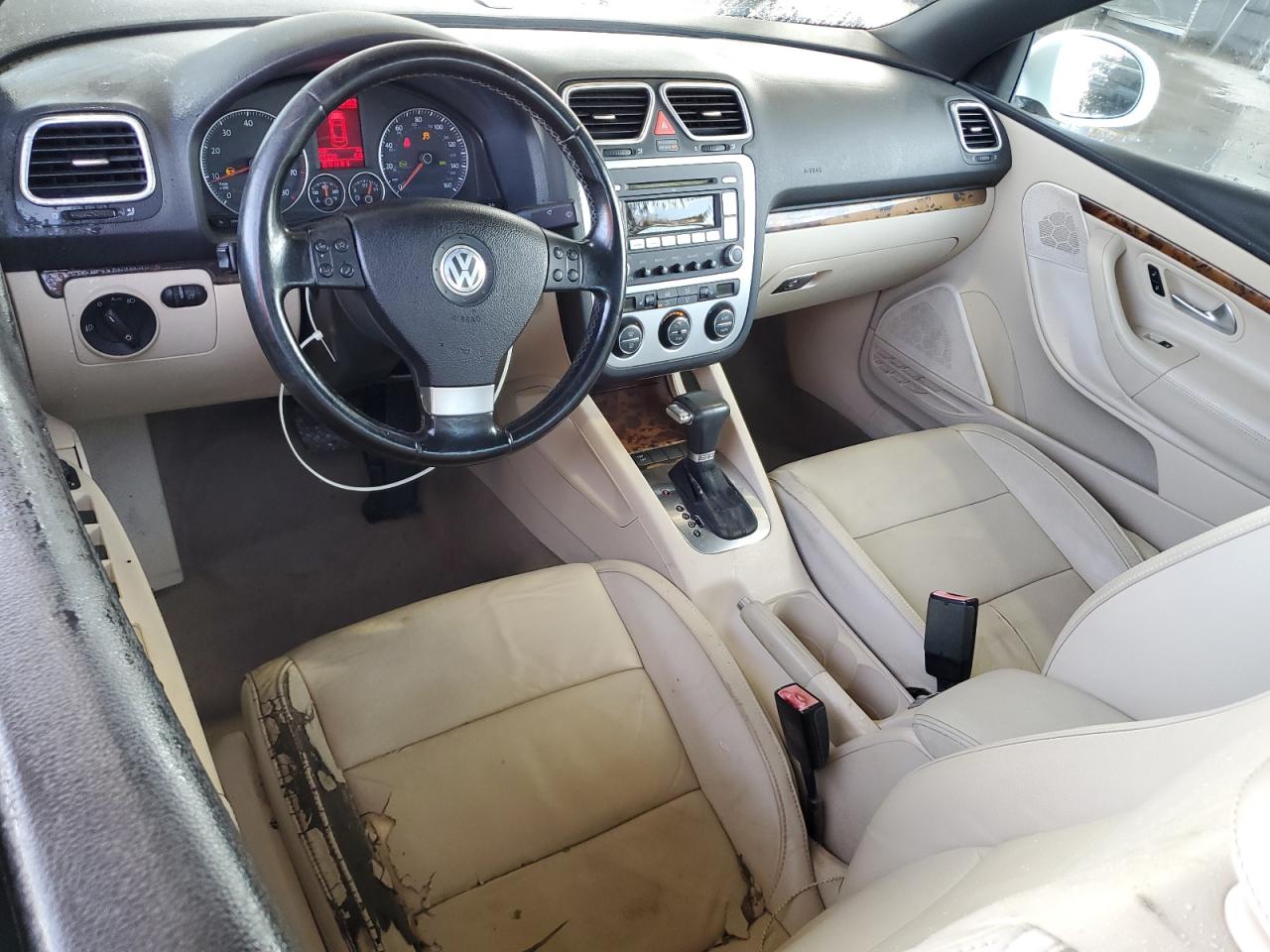 2007 Volkswagen Eos 2.0T Luxury VIN: WVWFA71F17V052060 Lot: 62469384