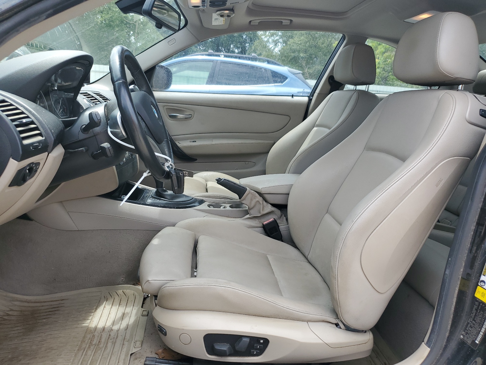 WBAUP7C5XAVK76801 2010 BMW 128 I