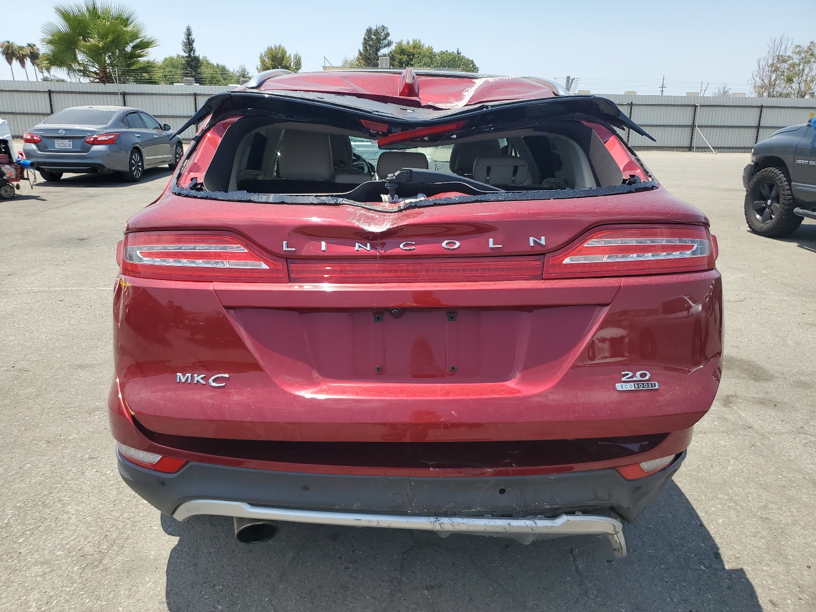 5LMCJ1A99FUJ15865 2015 Lincoln Mkc