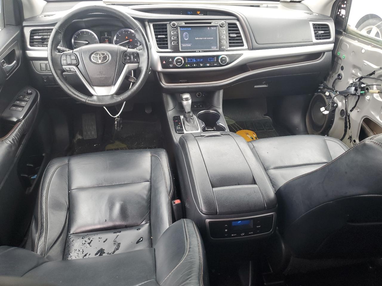 2015 Toyota Highlander Xle VIN: 5TDJKRFH8FS081965 Lot: 63538644