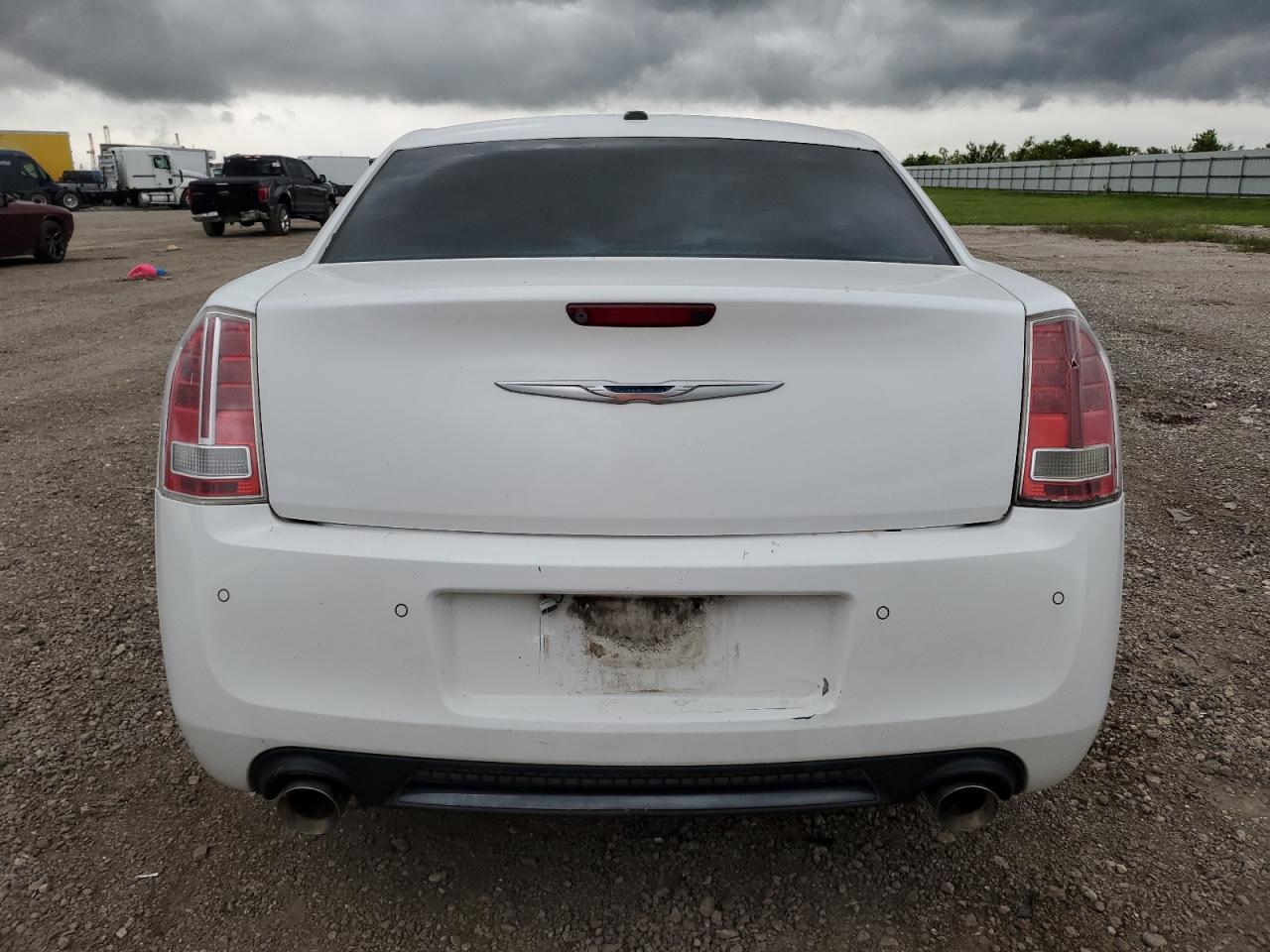 2013 Chrysler 300 VIN: 2C3CCAAG2DH530126 Lot: 63198824