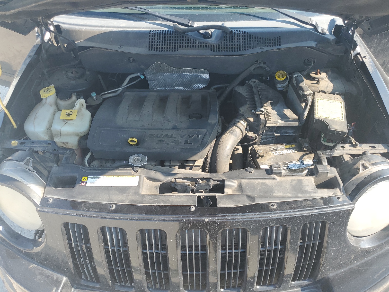 1J4NF4FB5AD584789 2010 Jeep Compass Sport