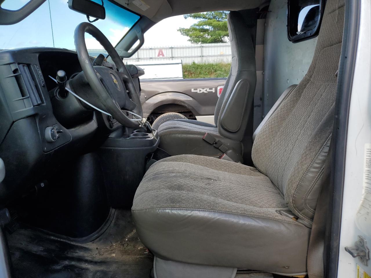 2018 Chevrolet Express G2500 VIN: 1GCWGAFP7J1165264 Lot: 62644324