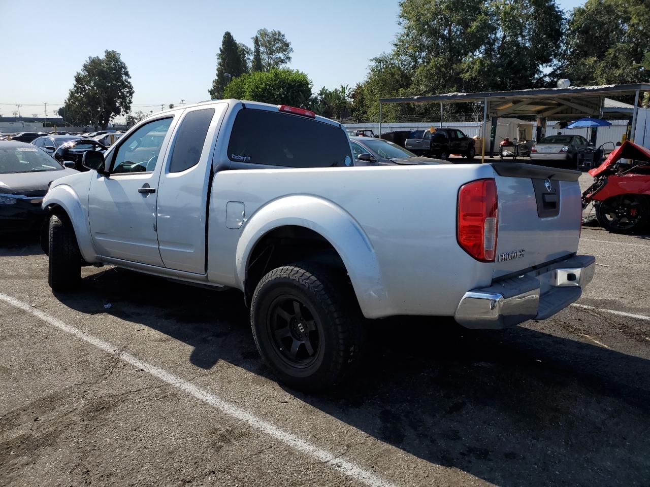 1N6BD0CT4GN767752 2016 NISSAN NAVARA - Image 2