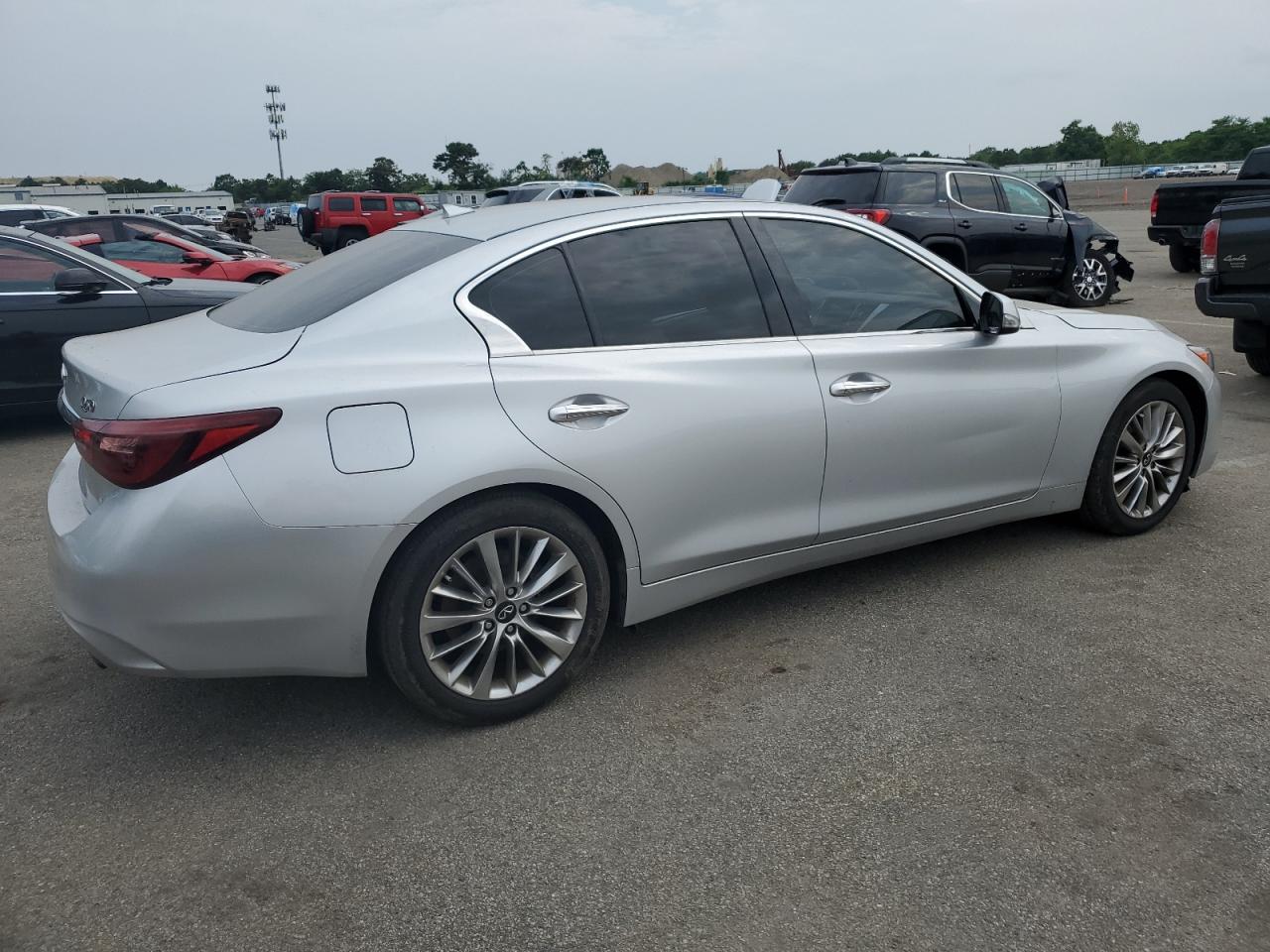 JN1EV7AR5LM252579 Infiniti Q50 PURE 3