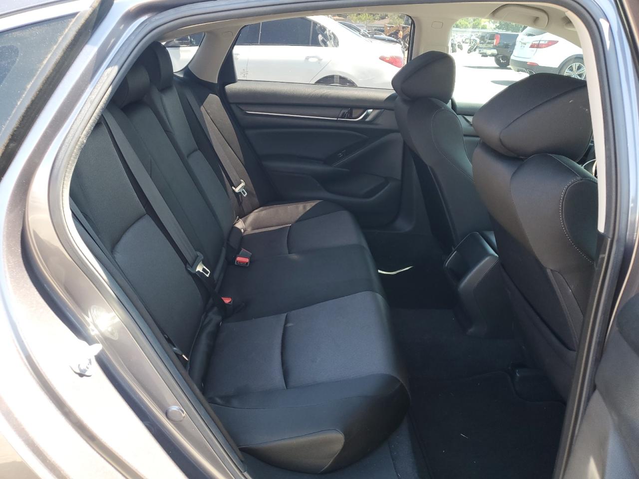 2022 Honda Accord Lx VIN: 1HGCV1F1XNA010557 Lot: 64902534