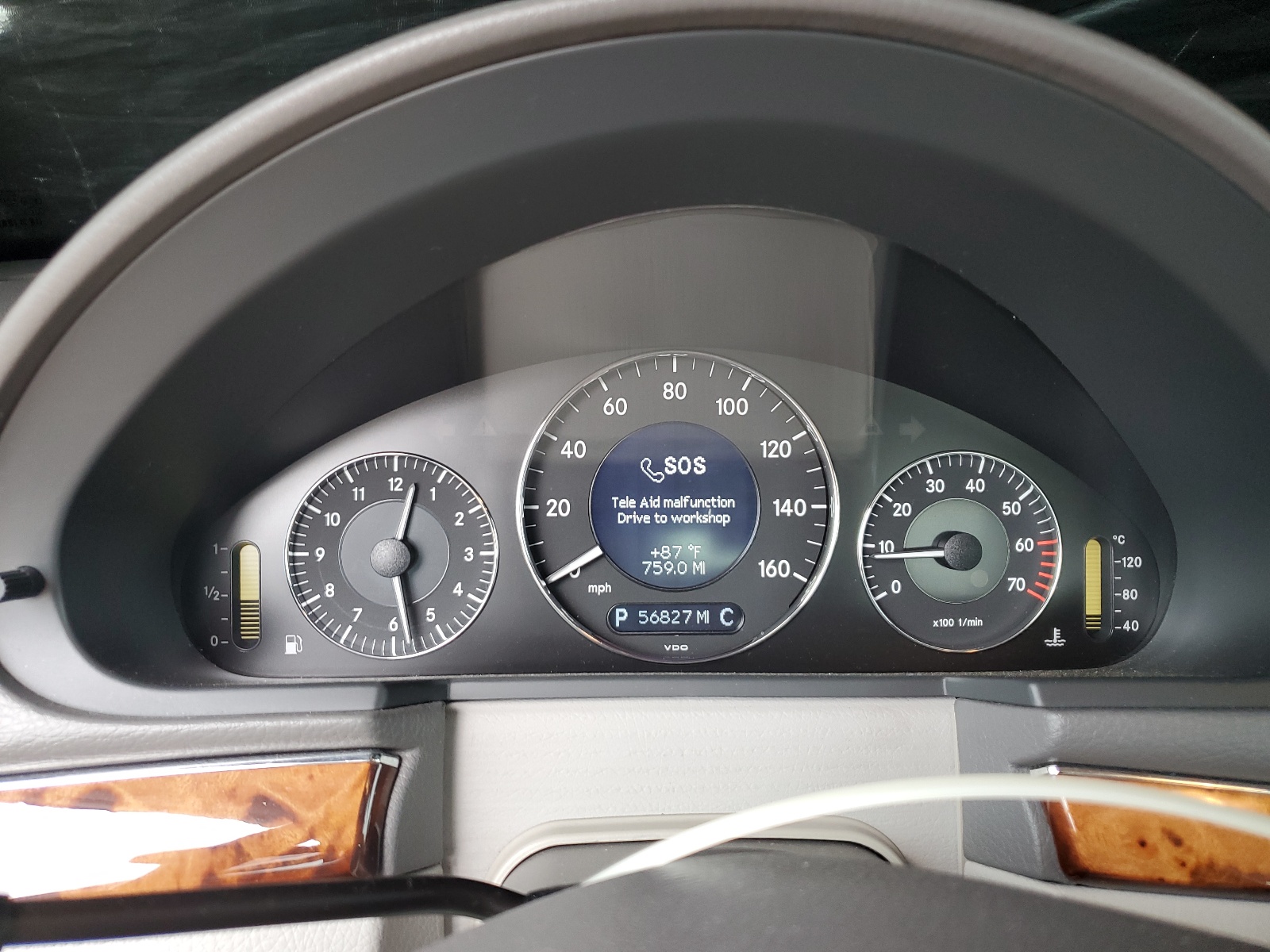 WDBUF65J95A723043 2005 Mercedes-Benz E 320