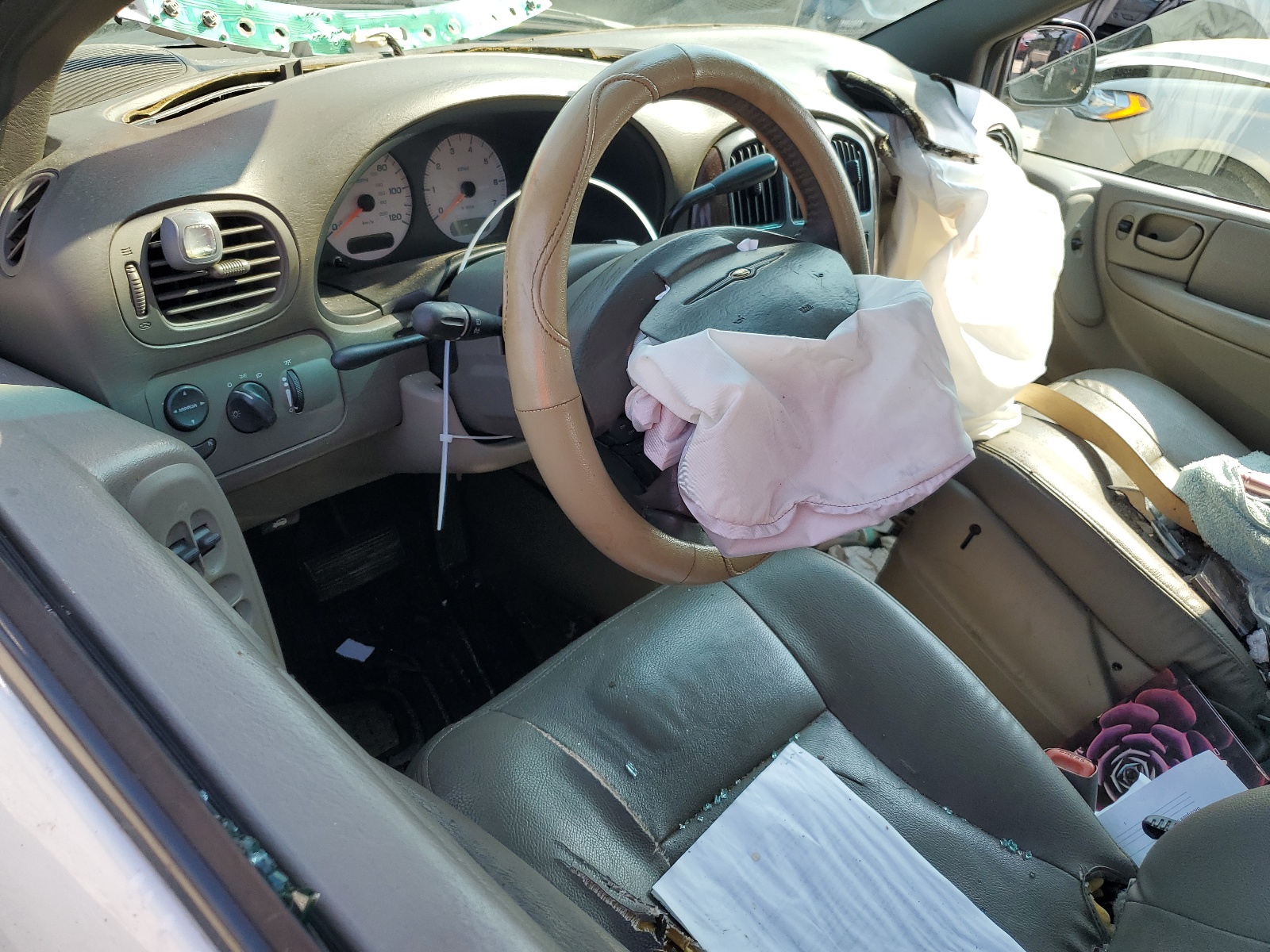 2C4GP54L74R506979 2004 Chrysler Town & Country Touring