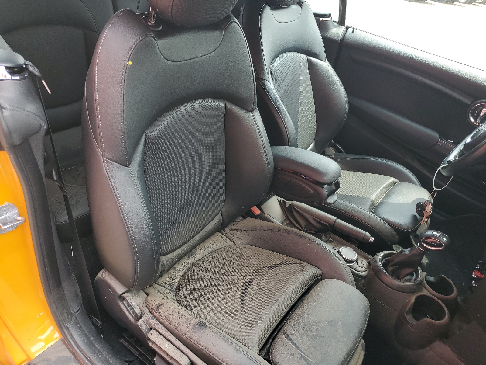 WMWWG5C5XJ3D01448 2018 Mini Cooper