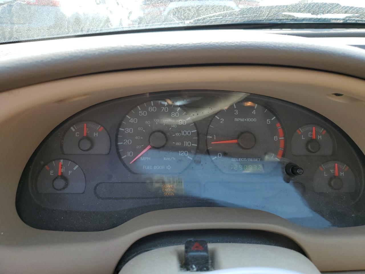 2002 Ford Mustang VIN: 1FAFP40452F197303 Lot: 62851454