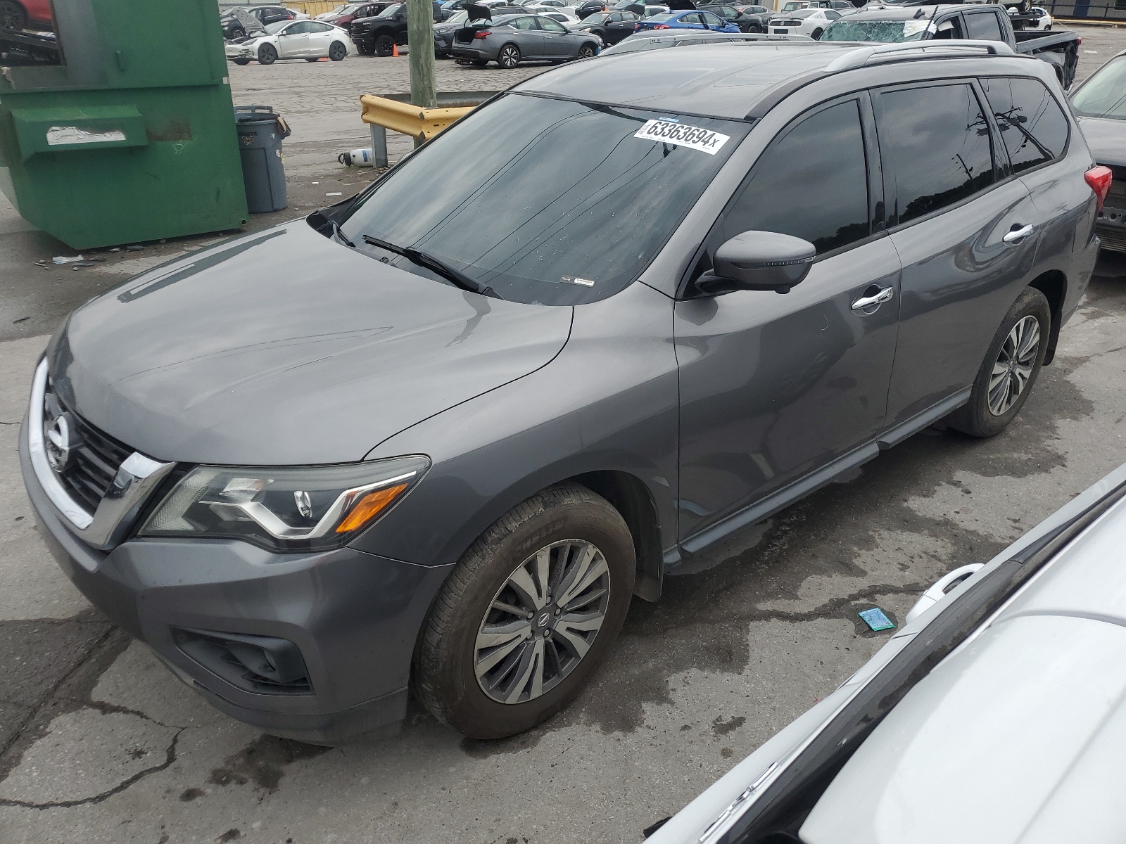 2018 Nissan Pathfinder S vin: 5N1DR2MM8JC625256