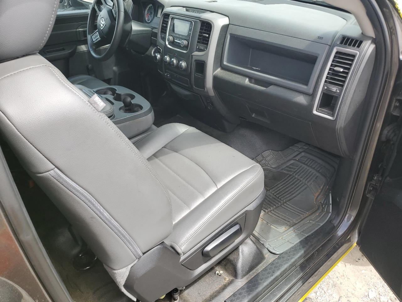 2018 Ram 1500 St VIN: 3C6JR6DT2JG231116 Lot: 57679124