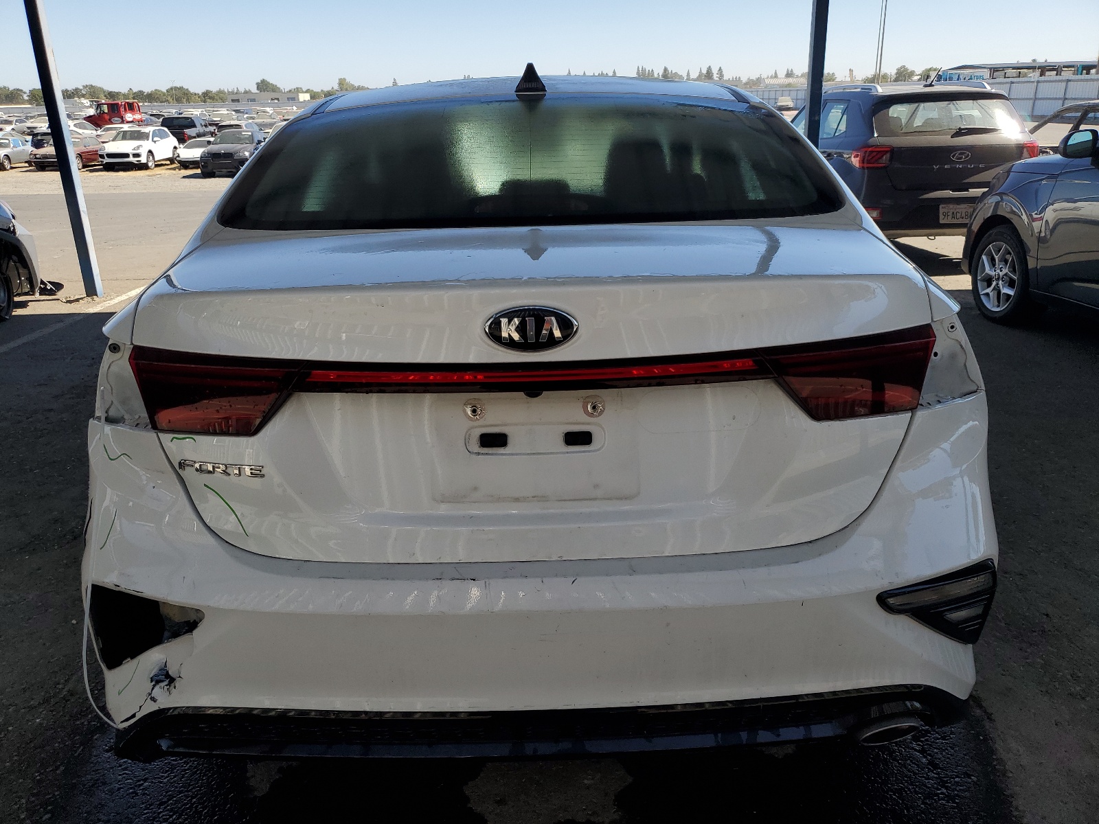 3KPF24AD4ME305110 2021 Kia Forte Fe