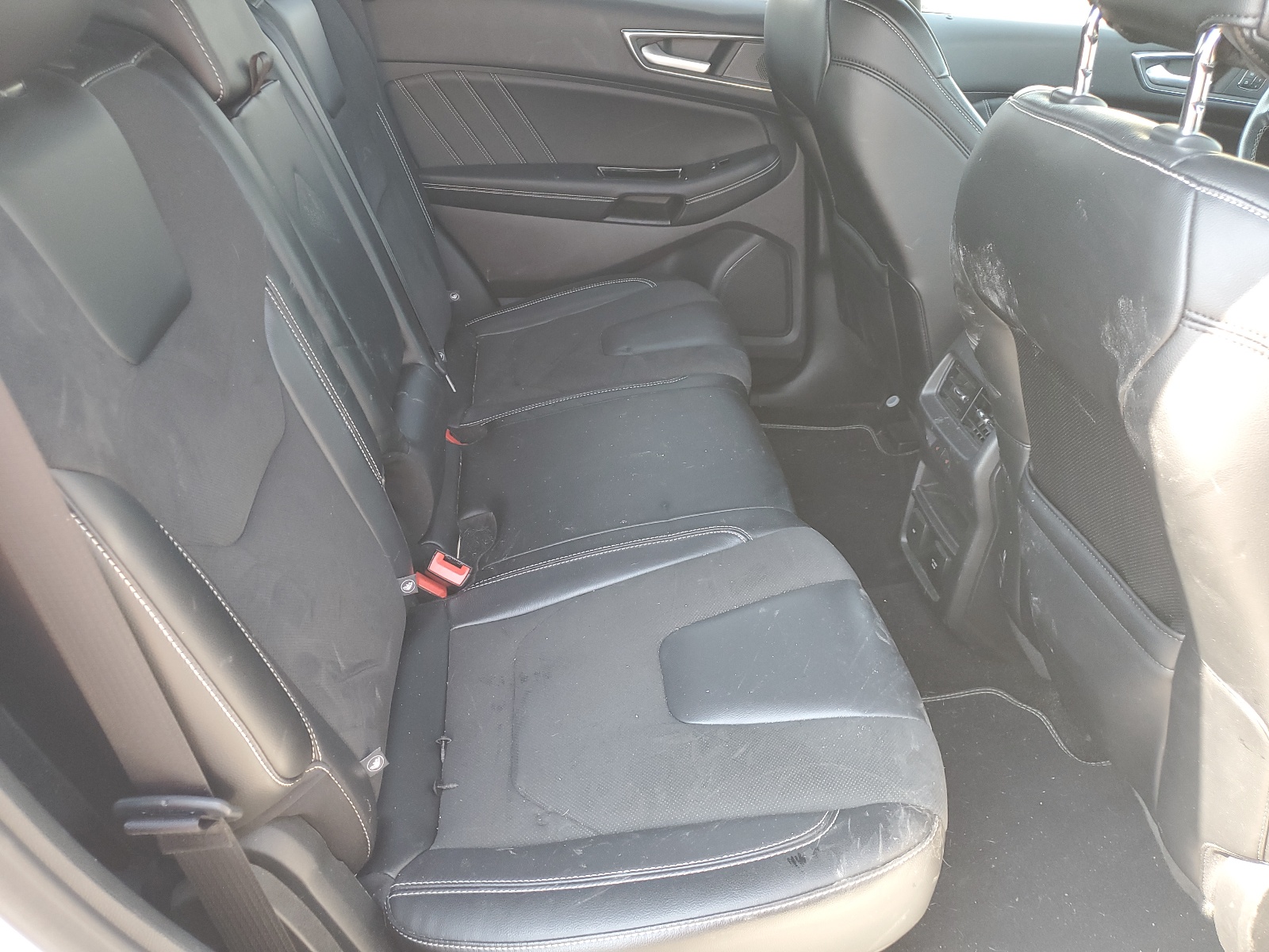 2FMPK4AP6KBB27554 2019 Ford Edge St