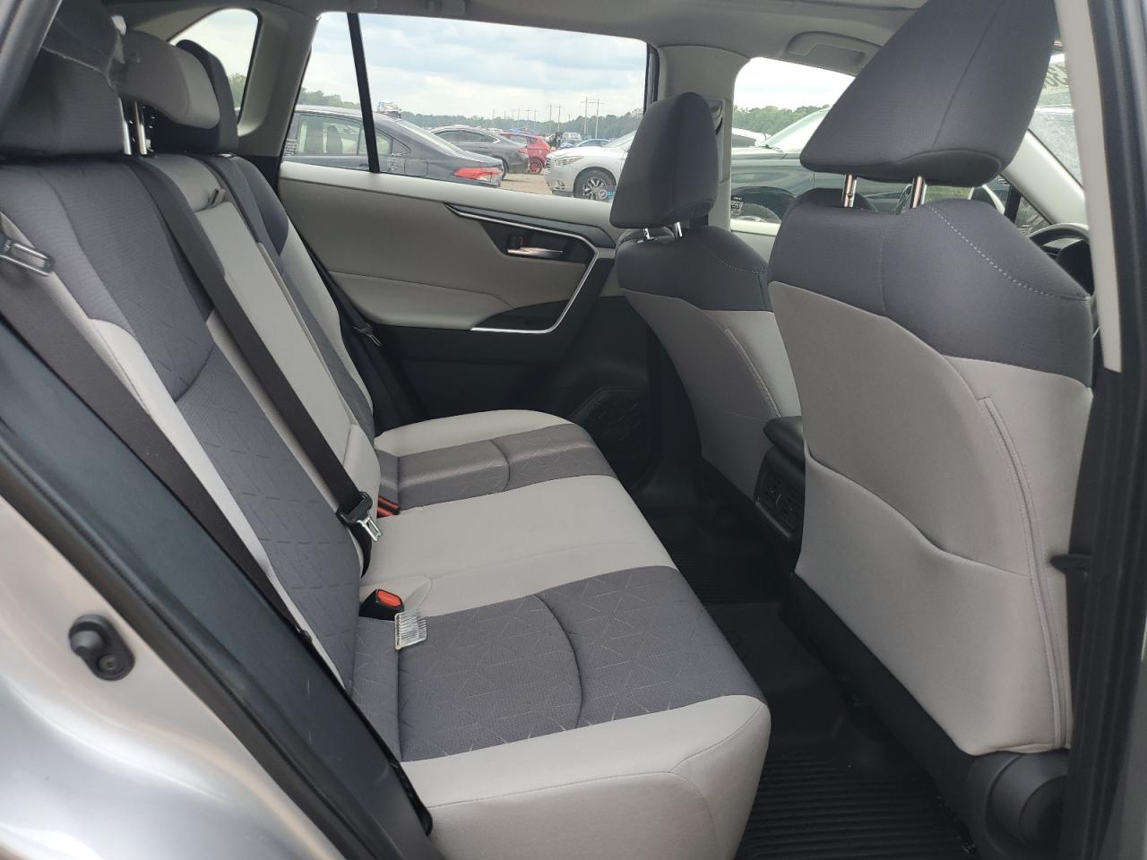 2021 Toyota Rav4 Xle VIN: JTMW1RFV7MD069278 Lot: 62813854