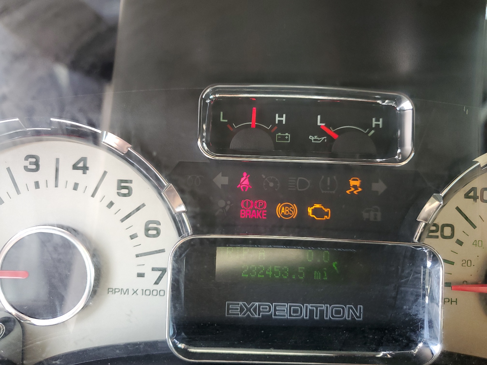 1FMJU1J59BEF39016 2011 Ford Expedition Xlt