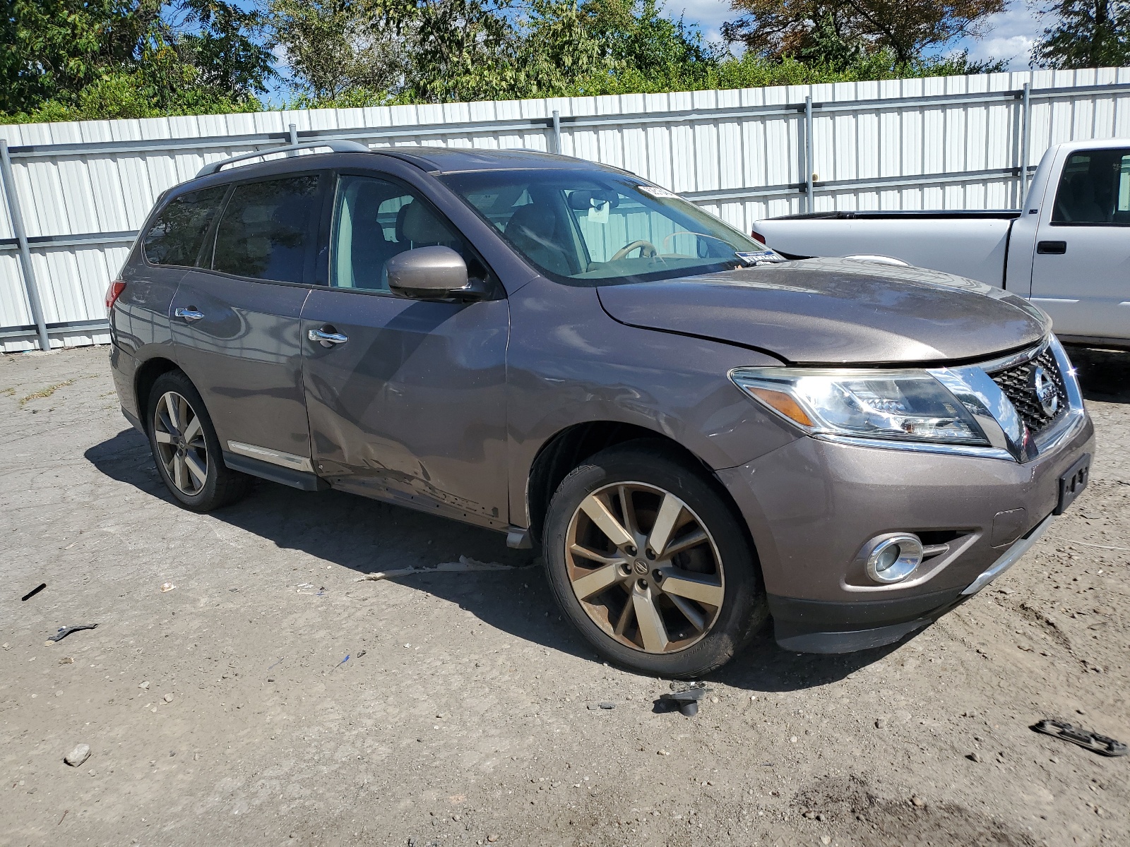 2013 Nissan Pathfinder S vin: 5N1AR2MM5DC622855