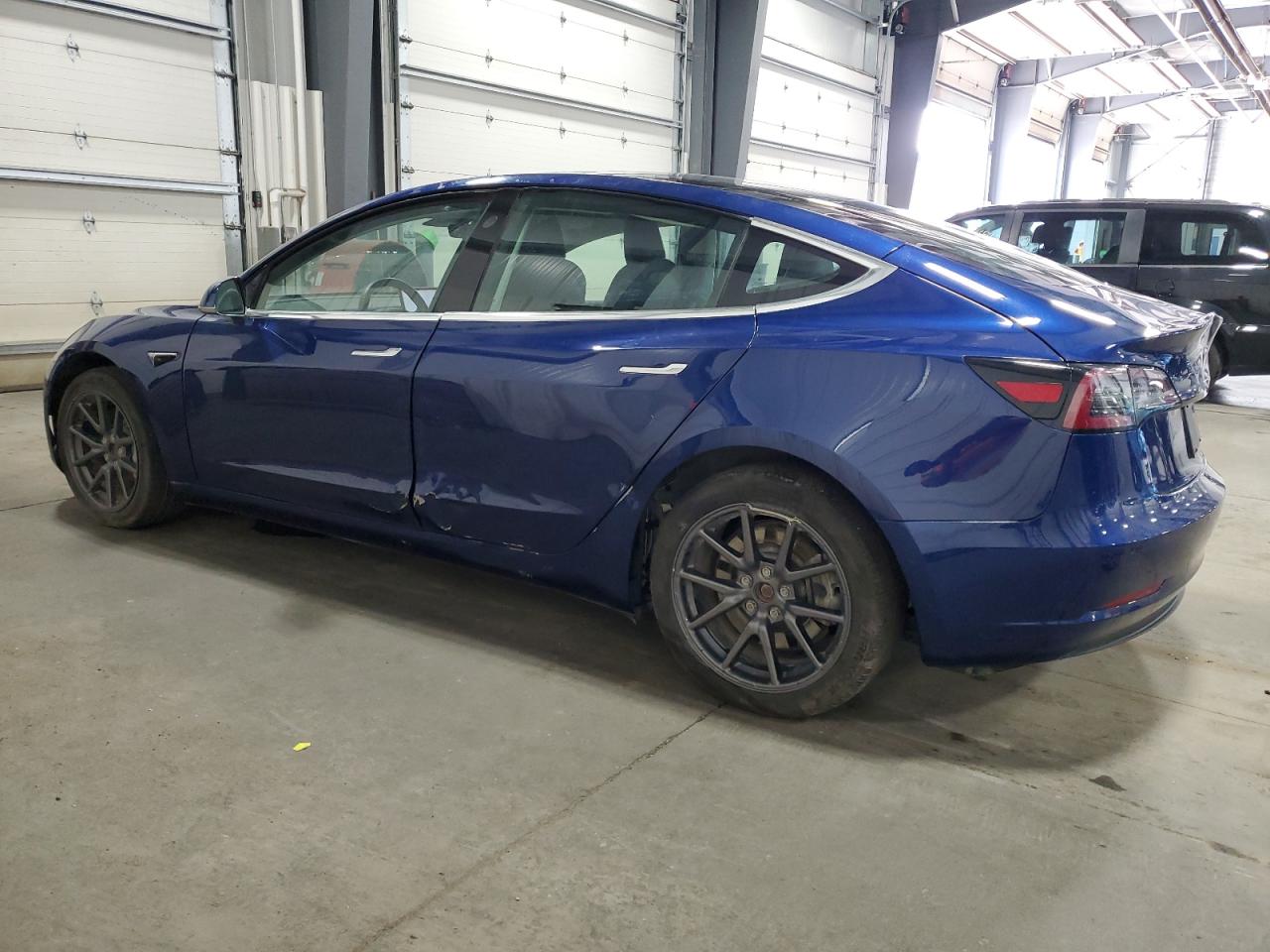 5YJ3E1EB3LF617347 2020 TESLA MODEL 3 - Image 2