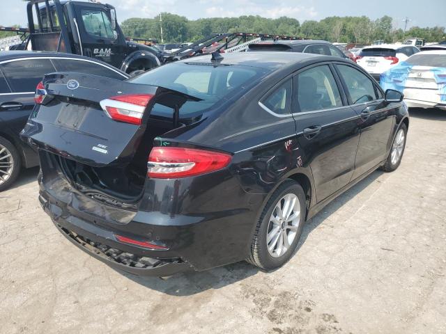 3FA6P0HD3LR245835 Ford Fusion SE 3