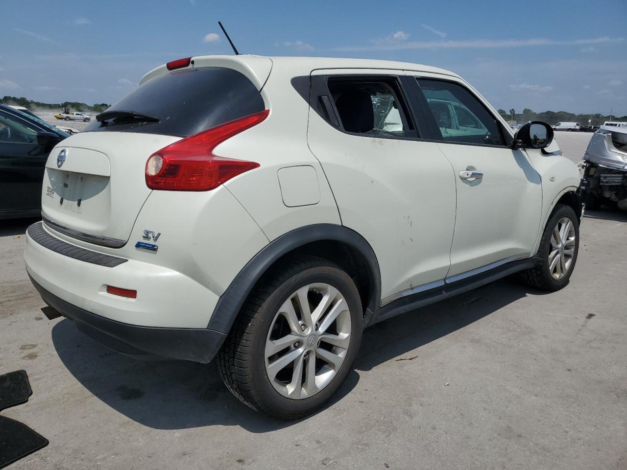 2012 Nissan Juke S VIN: JN8AF5MR1CT102830 Lot: 62926844