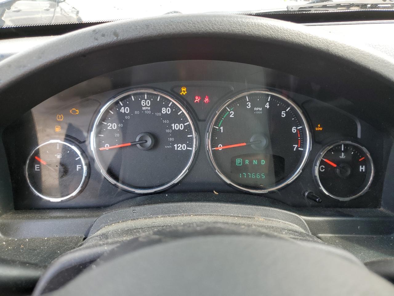 1J4PN2GK9BW562735 2011 Jeep Liberty Sport
