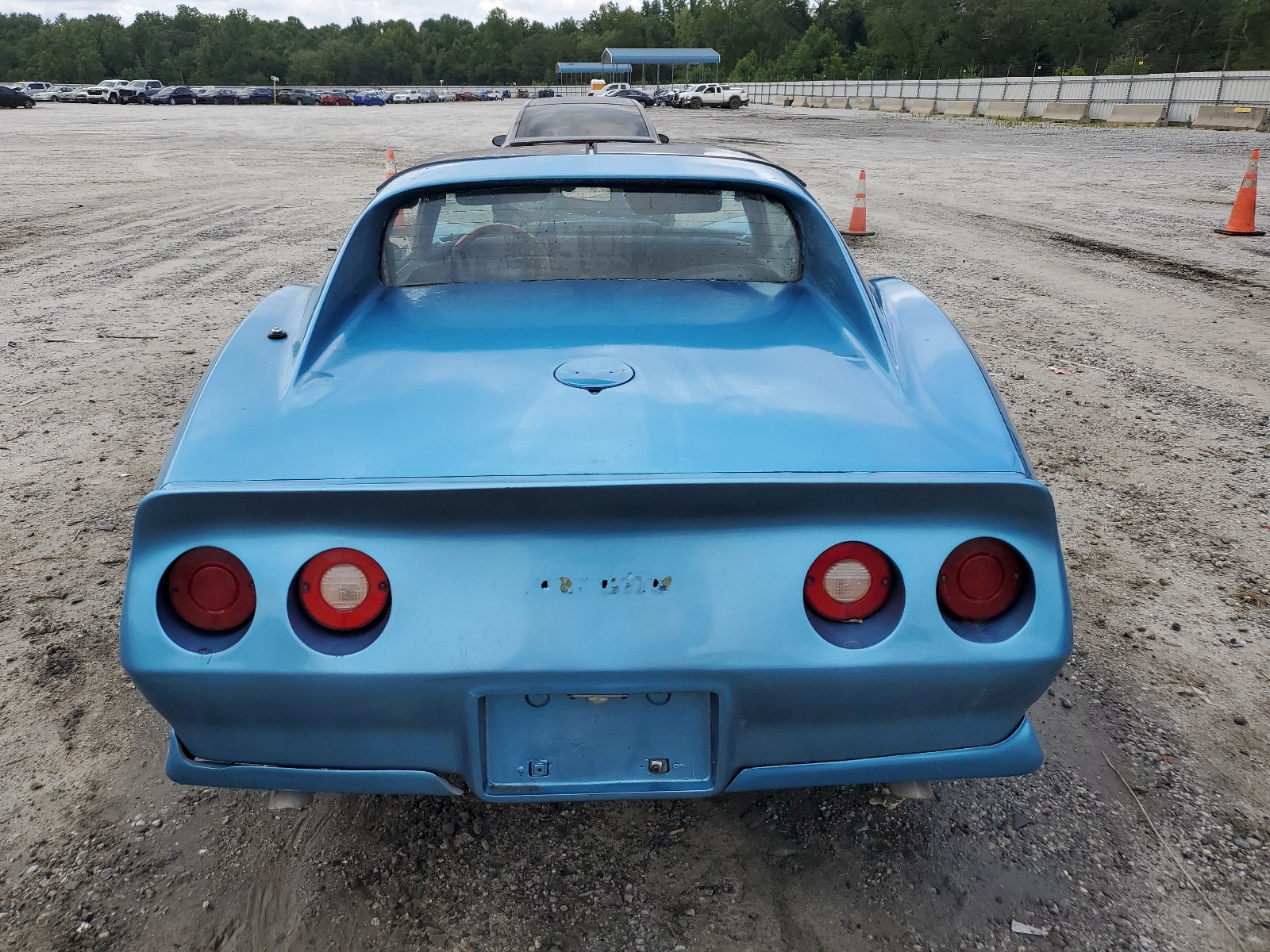 1Z37L7S410757 1977 Chevrolet Corvette 4