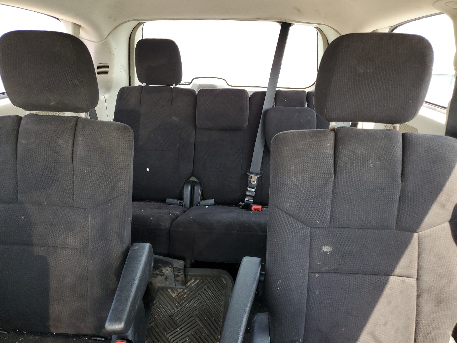 2D4RN4DG8BR644896 2011 Dodge Grand Caravan Express