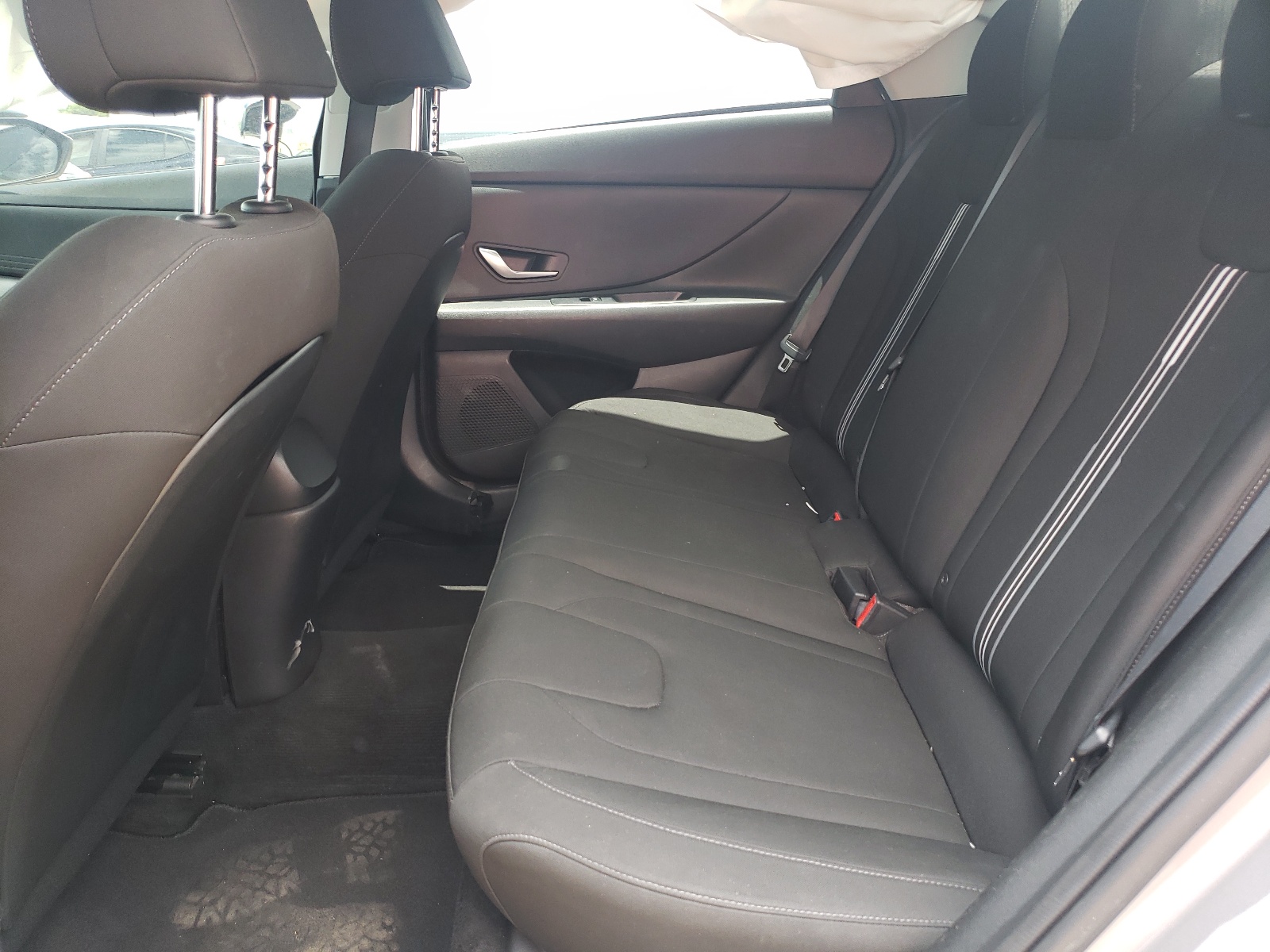 KMHLM4AG9NU238865 2022 Hyundai Elantra Sel