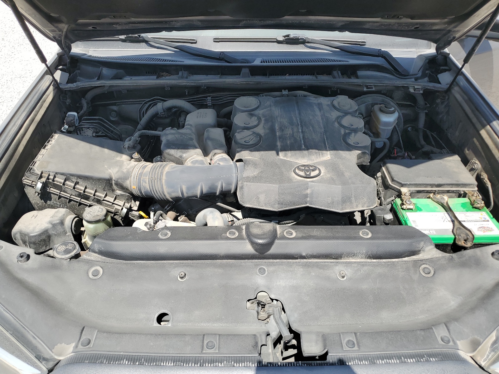 JTEZU5JR0J5181896 2018 Toyota 4Runner Sr5