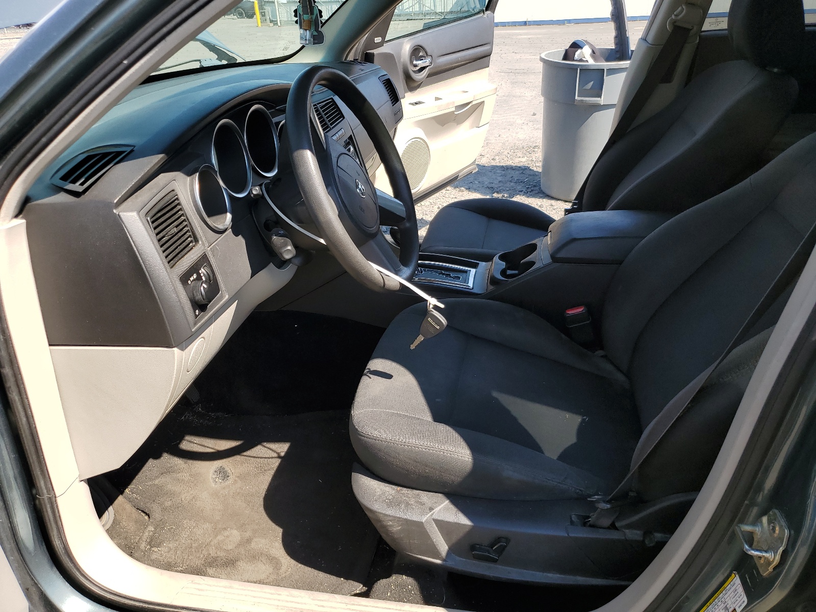 2D4GZ48V65H537490 2005 Dodge Magnum Sxt