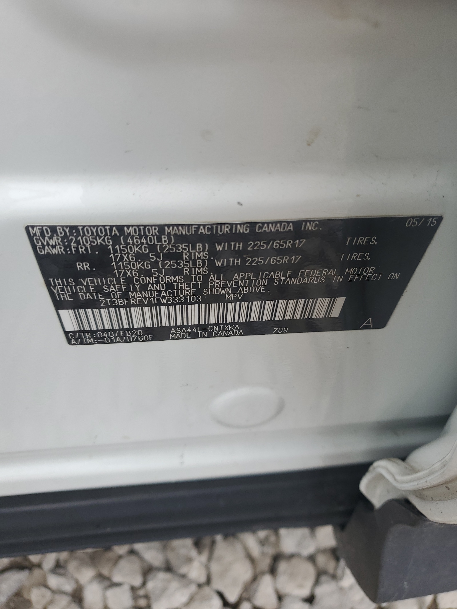 2T3BFREV1FW333103 2015 Toyota Rav4 Le