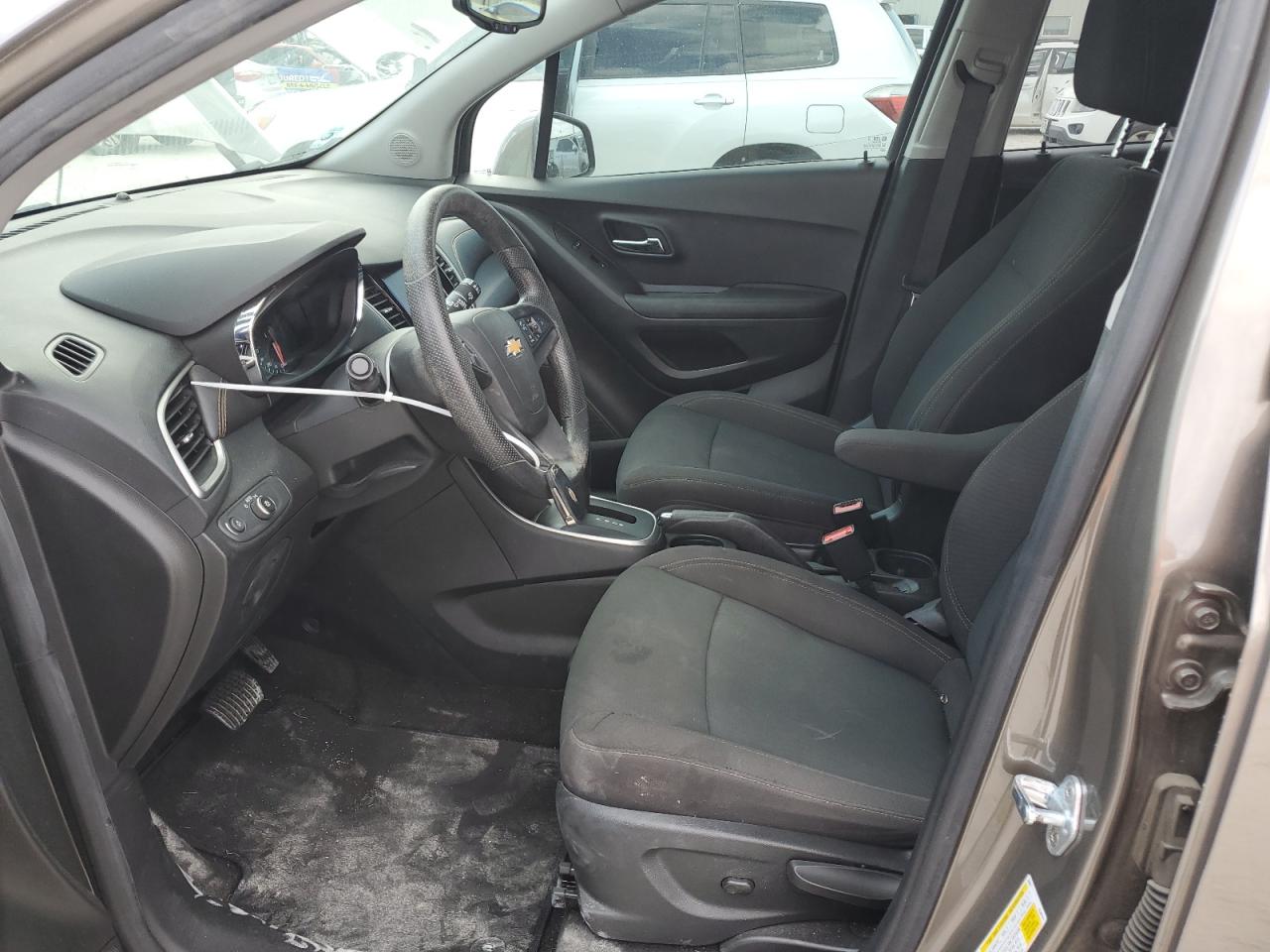 2021 Chevrolet Trax Ls VIN: KL7CJKSB2MB360592 Lot: 64218594