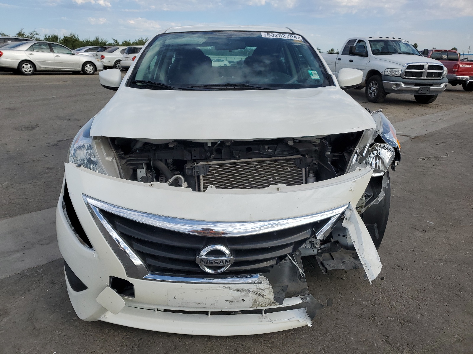 2019 Nissan Versa S vin: 3N1CN7AP8KL859378