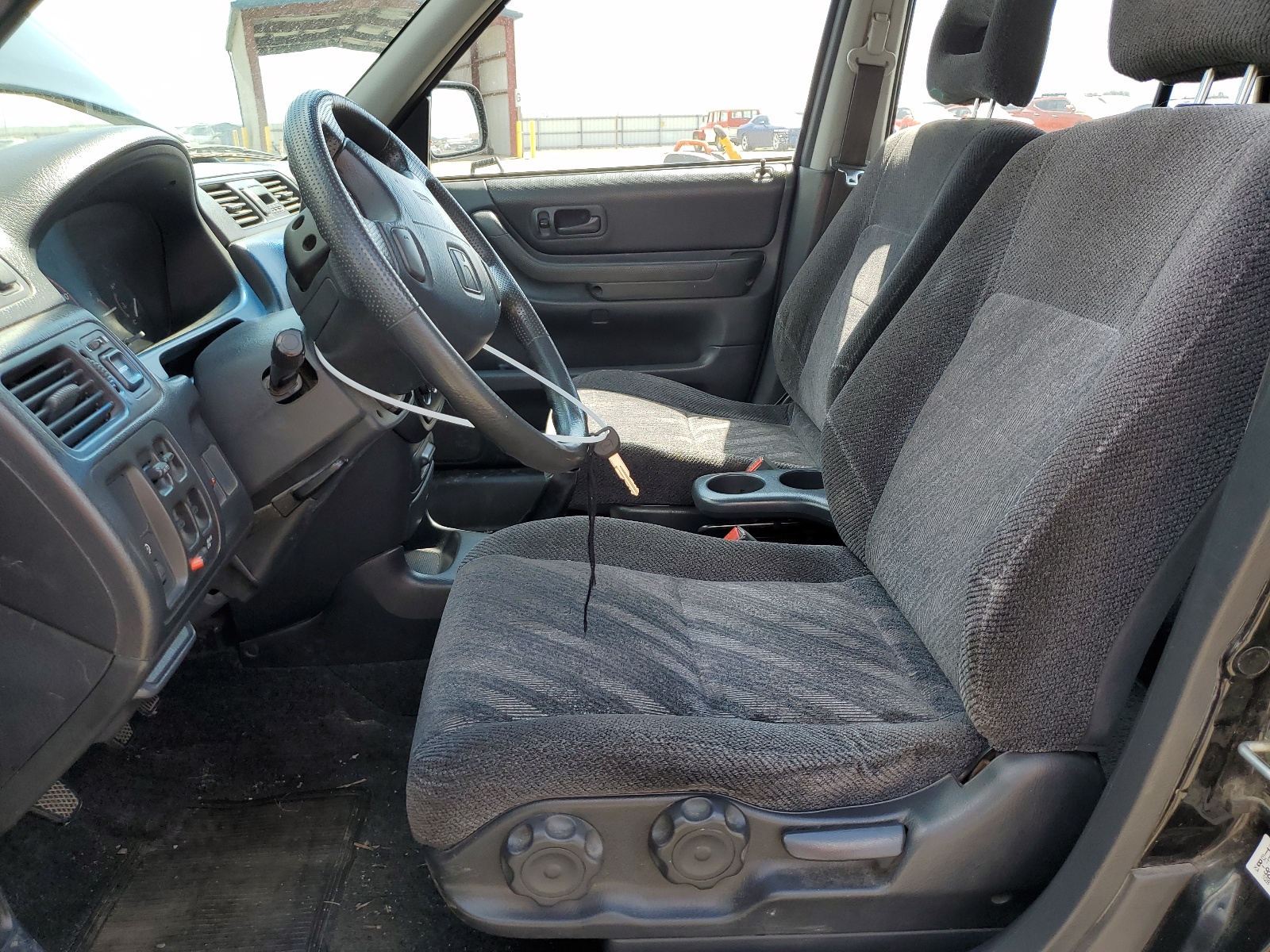 JHLRD1748XC039036 1999 Honda Cr-V Lx