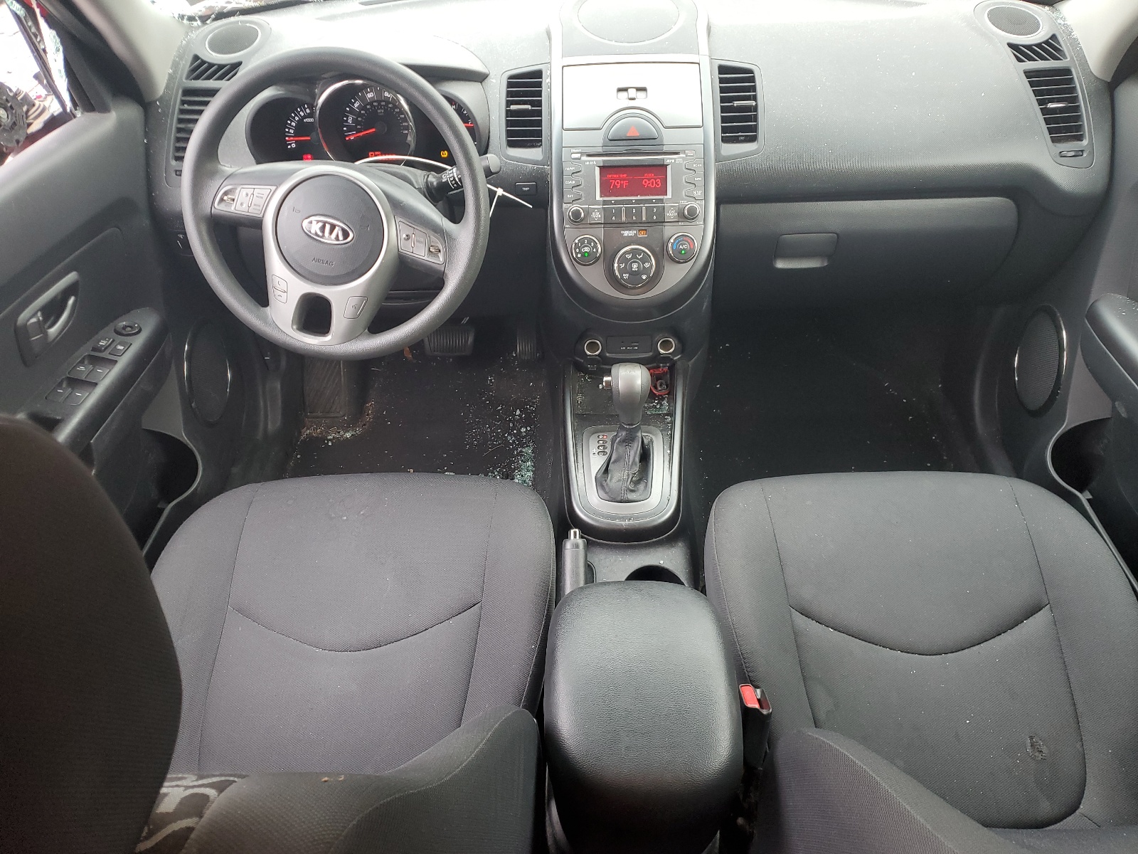 KNDJT2A28B7252144 2011 Kia Soul +