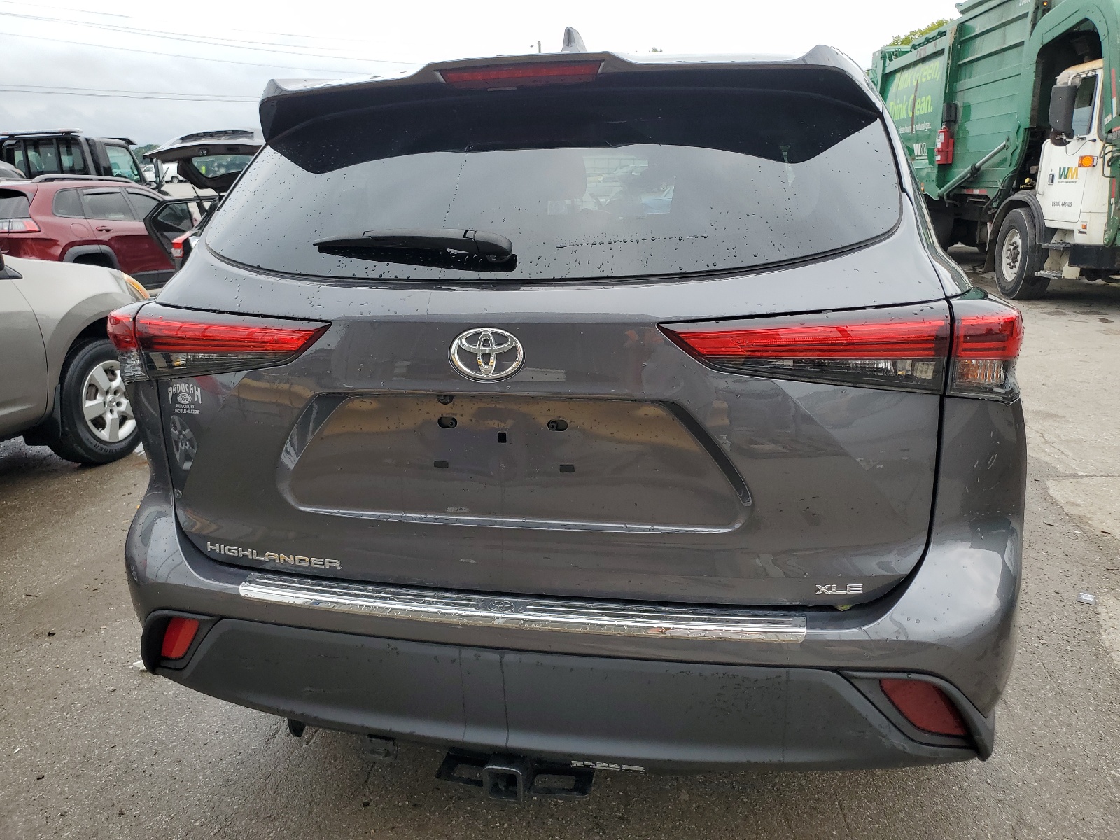 5TDGZRAH6MS077830 2021 Toyota Highlander Xle