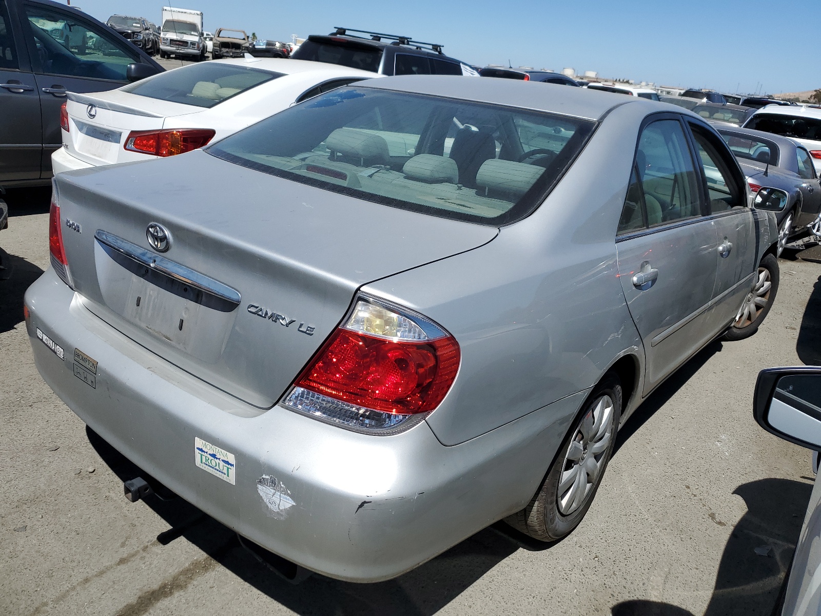 4T1BE32K45U556642 2005 Toyota Camry Le