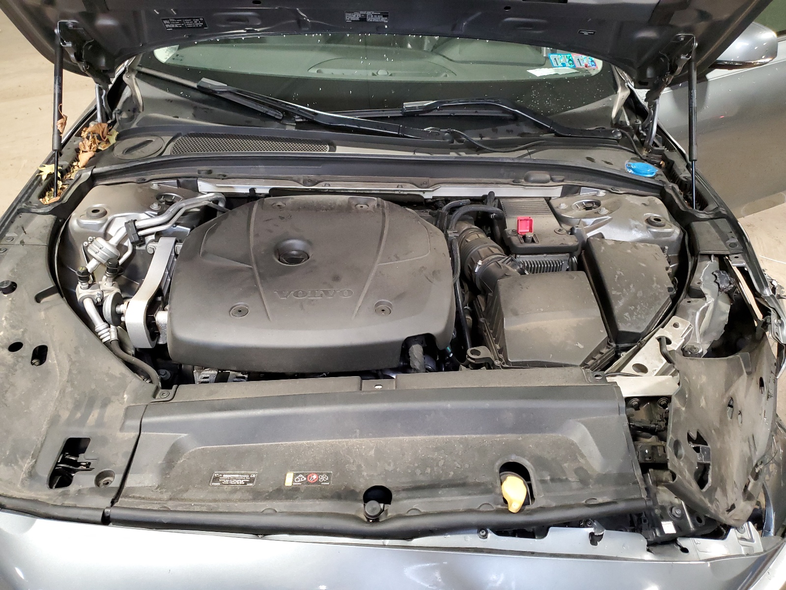 LVY992MK6JP005175 2018 Volvo S90 T6 Momentum