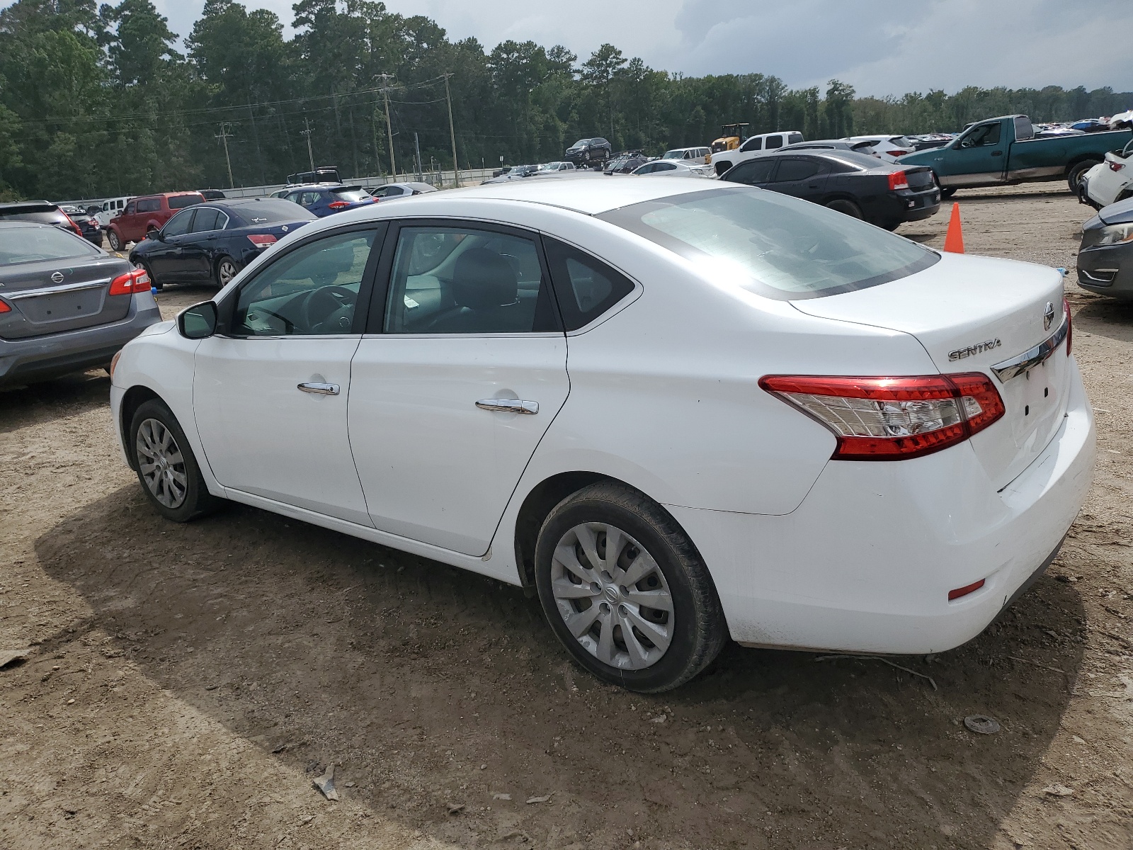 2015 Nissan Sentra S vin: 3N1AB7AP6FY347501