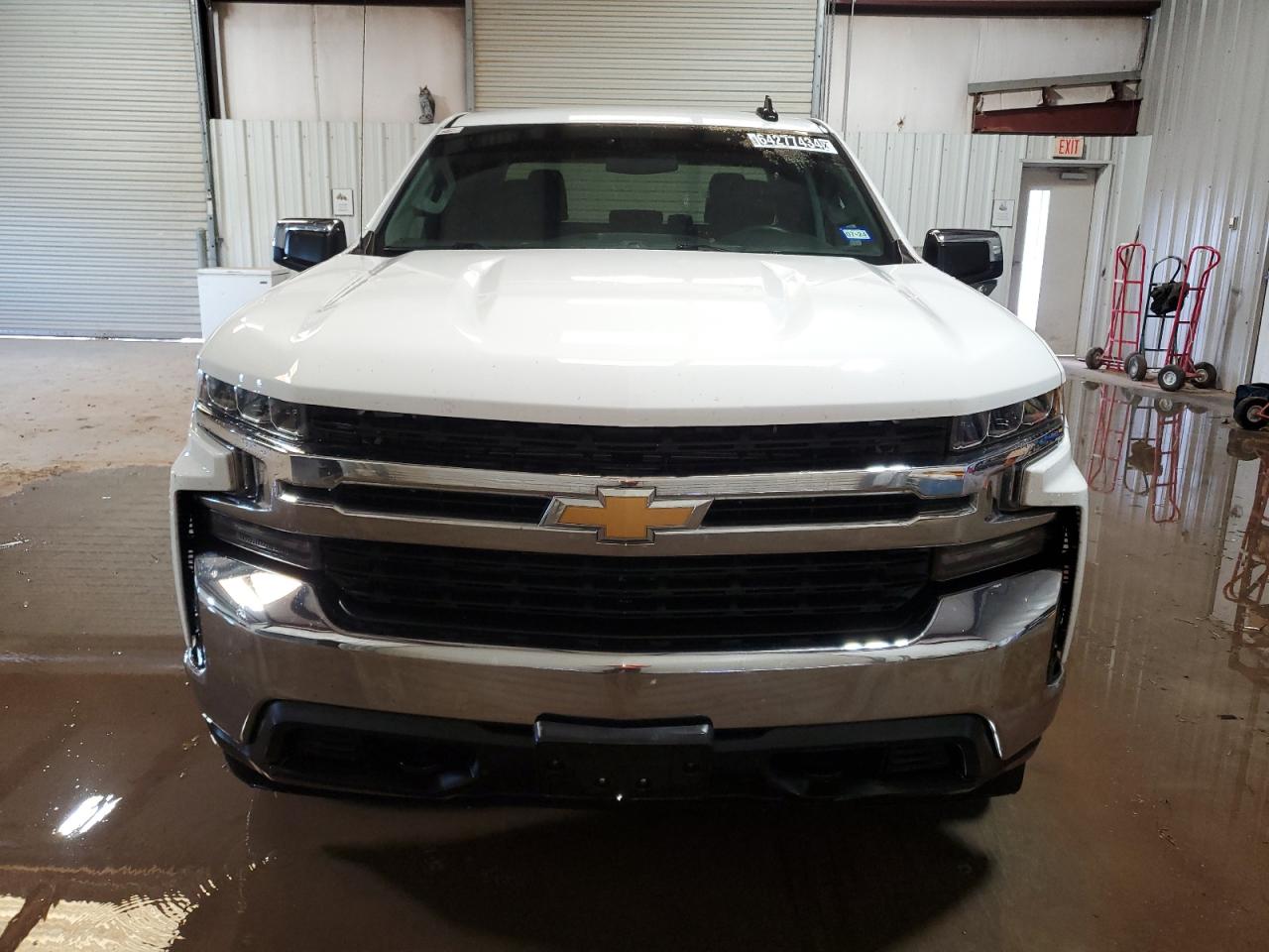 2020 Chevrolet Silverado - Image 5