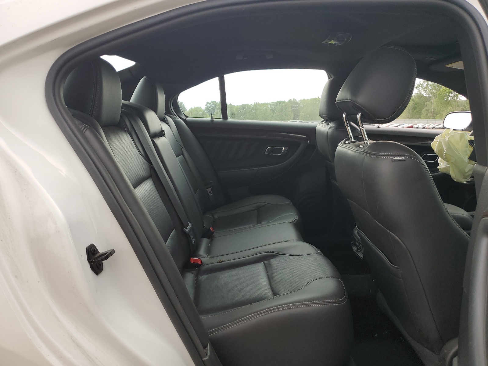 1FAHP2F81EG140022 2014 Ford Taurus Limited