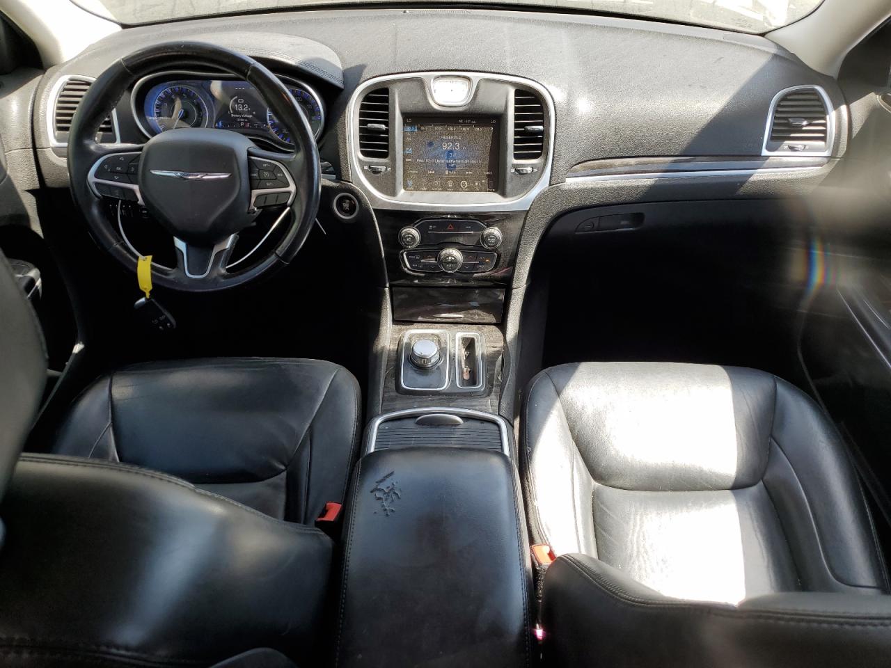 2015 Chrysler 300 Limited VIN: 2C3CCAAG4FH864354 Lot: 63492104