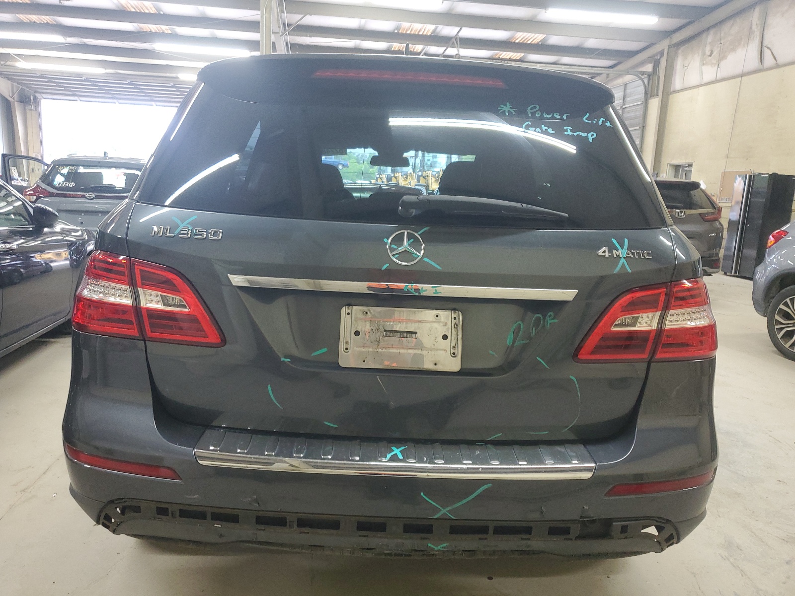 4JGDA5HB3CA055893 2012 Mercedes-Benz Ml 350 4Matic