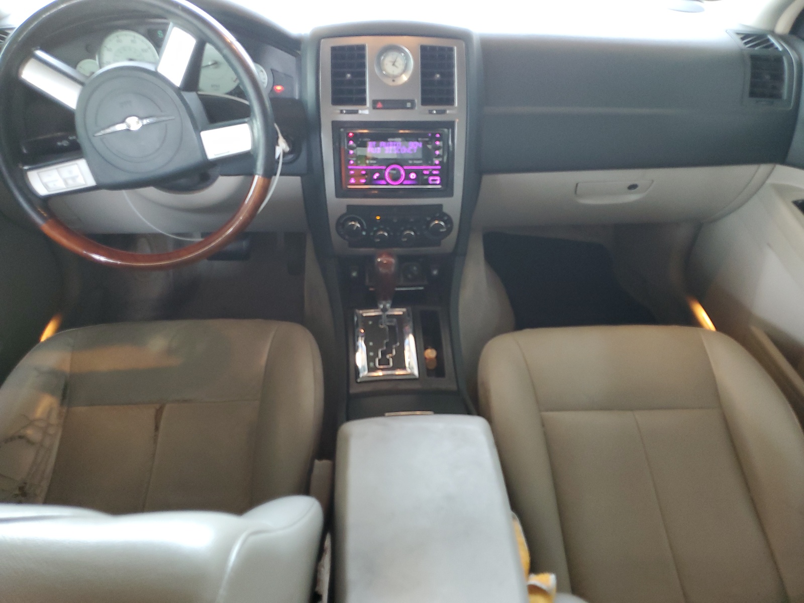 2C3AK53G85H639383 2005 Chrysler 300 Touring