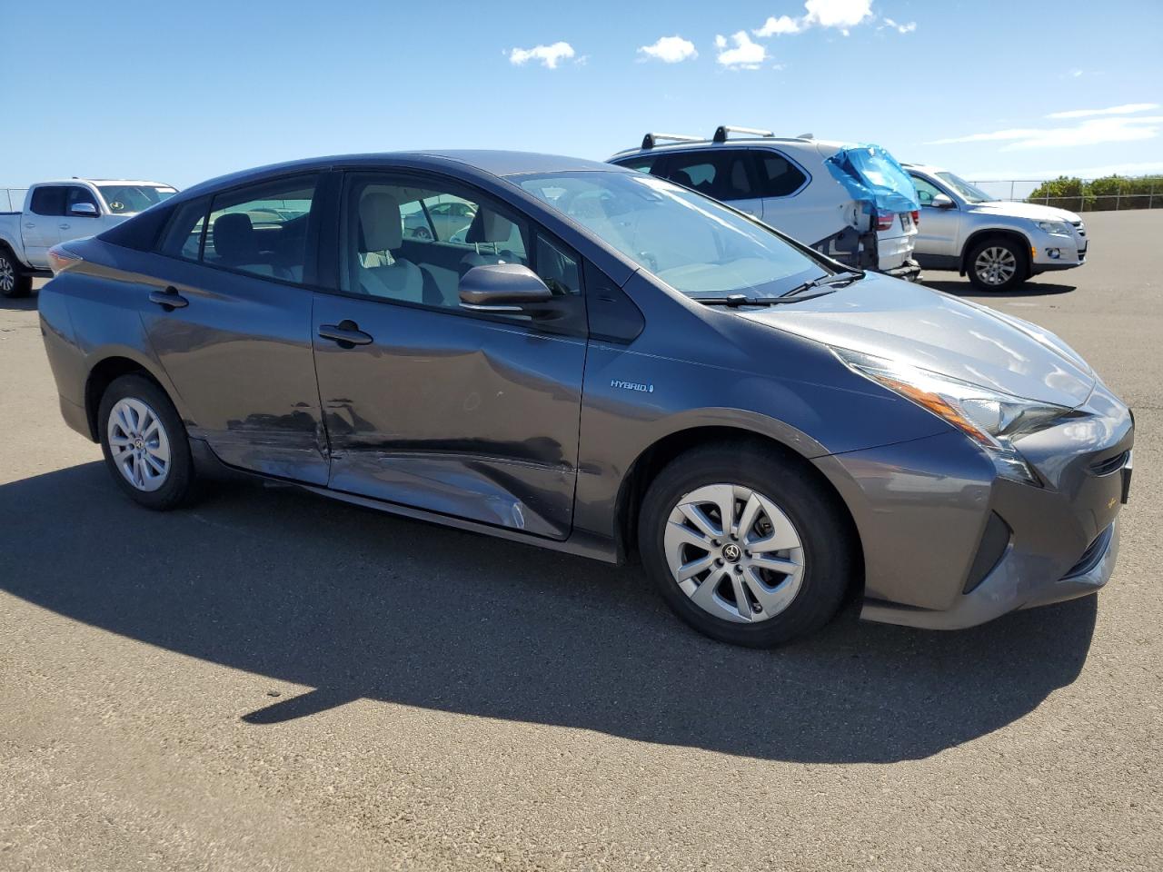 2018 Toyota Prius VIN: JTDKBRFUXJ3067335 Lot: 63691044